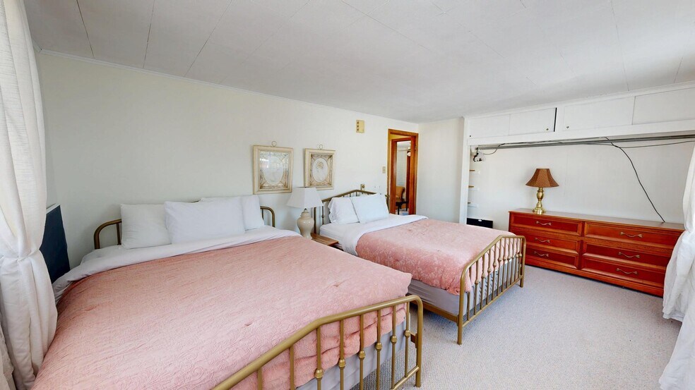More Photos Of S5539 Us Hwy 14, Viroqua Hotel For Sale