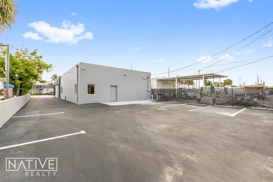 More Photos Of 11 W State Road 84, Fort Lauderdale Office For Sale