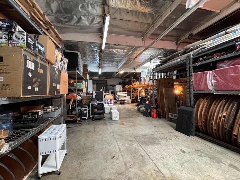 More Photos Of 12913 S Broadway, Los Angeles Manufacturing For Sale