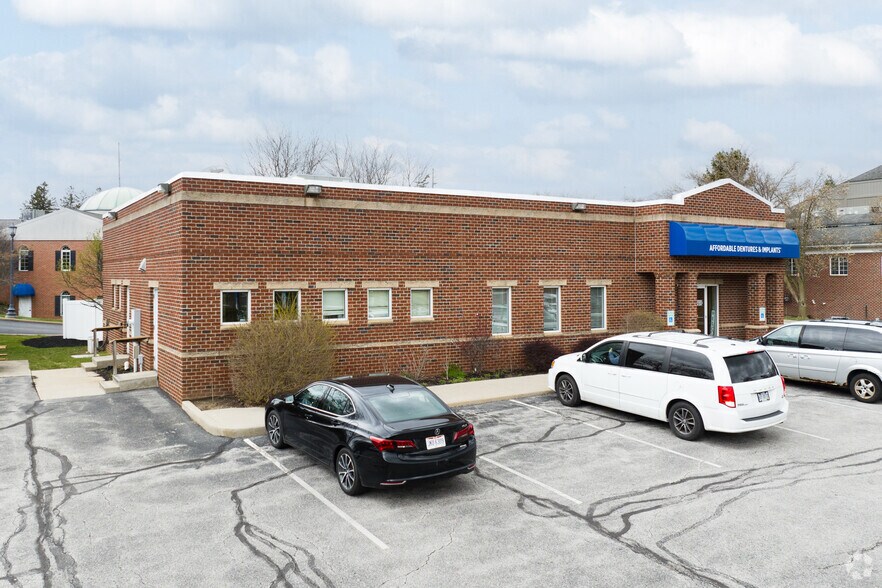 More Photos Of 6411 River Crossings Dr, Sylvania Medical For Sale