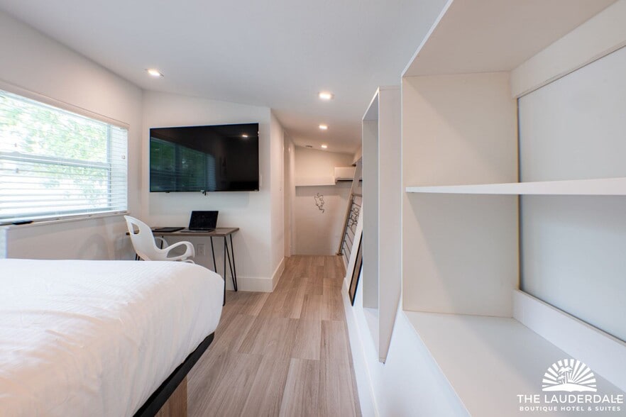 More Photos Of 505 SE 16th St, Fort Lauderdale Hotel For Sale