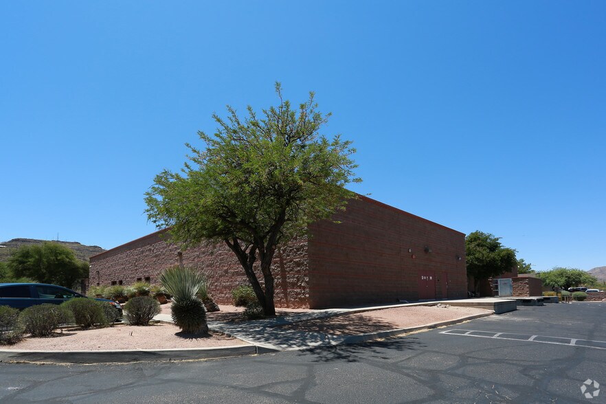 More Photos Of 1780 W Anklam Rd, Tucson Medical For Sale