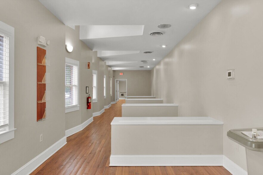 More Photos Of 1201-1203 Colonial Commons Ct, Lancaster Medical For Lease