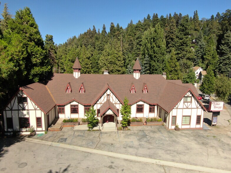 More Photos Of 800 Arrowhead Villa Rd, Lake Arrowhead Lodge Meeting Hall For Sale