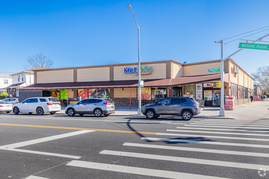 More Photos Of 2407-2411 150th St, Whitestone Supermarket For Sale