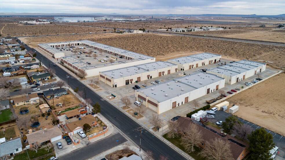 More Photos Of 39360 3rd St E, Palmdale Warehouse For Sale
