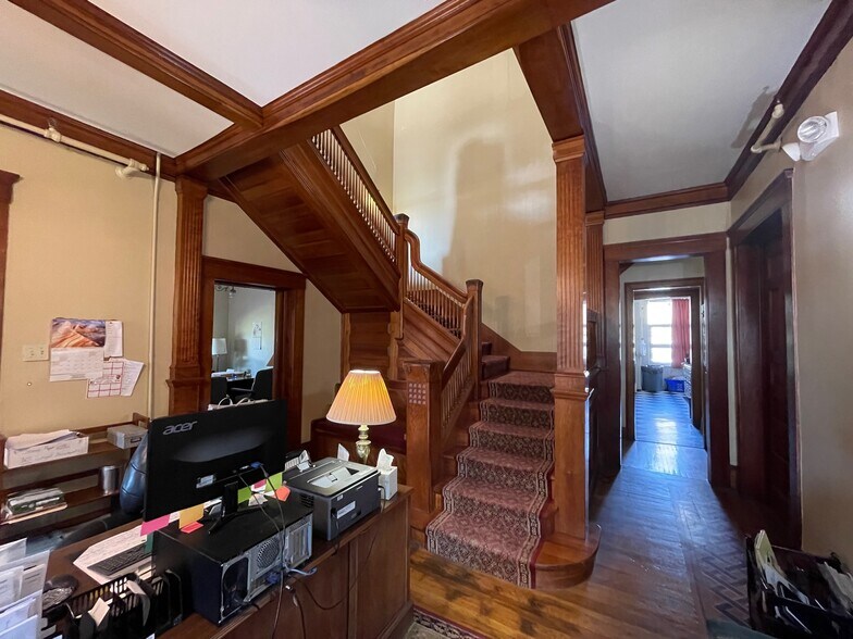 More Photos Of 1435 Market Ave N, Canton Office Residential For Lease