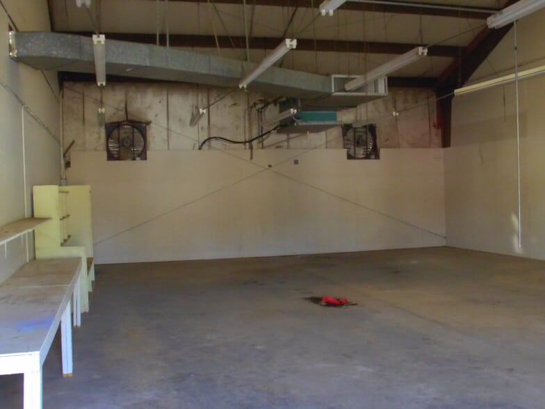 More Photos Of 1510-1520 Capital Cir SE, Tallahassee Unknown For Lease