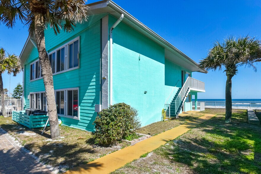 More Photos Of 3201 Hill St, New Smyrna Beach Hotel For Sale