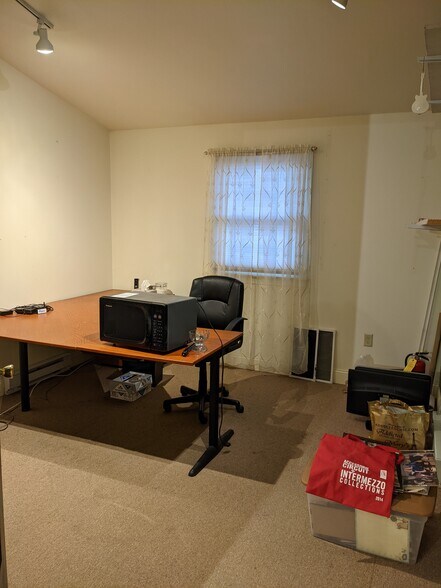 More Photos Of 43 Main St, Clinton Township Storefront For Sale