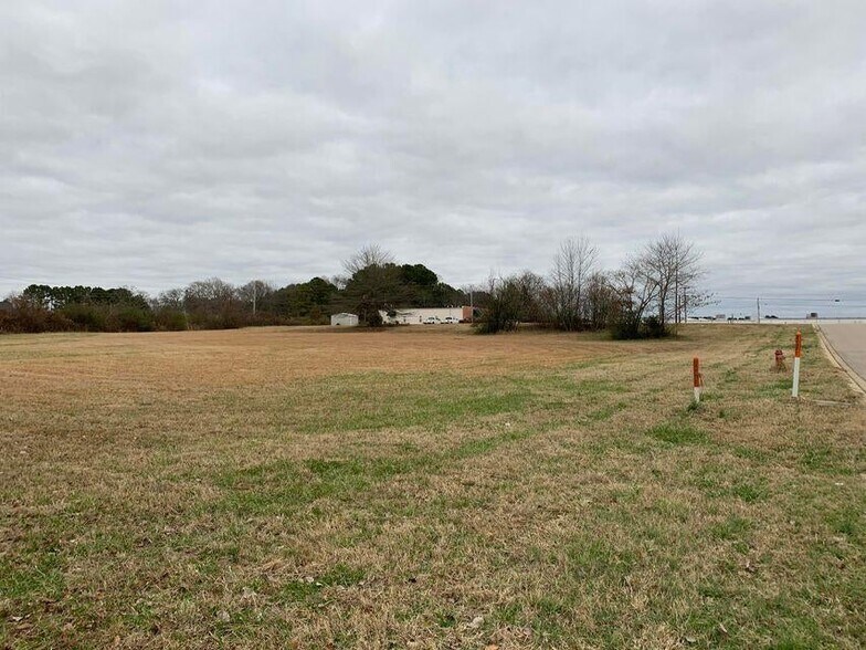 More Photos Of Coulter Cove Tract 1, New Albany Land For Sale