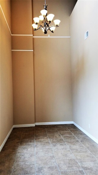 More Photos Of 900 Parker Pl, Schererville Office For Sale