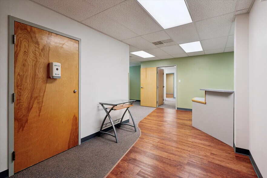 More Photos Of 101 Progress Dr, Doylestown Medical For Lease
