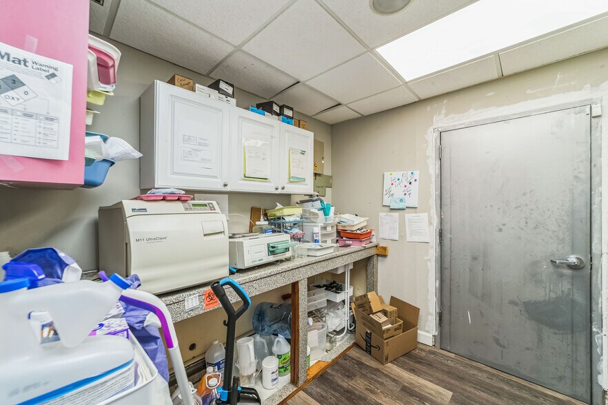 More Photos Of 326 Broad St, Red Bank Medical For Sale