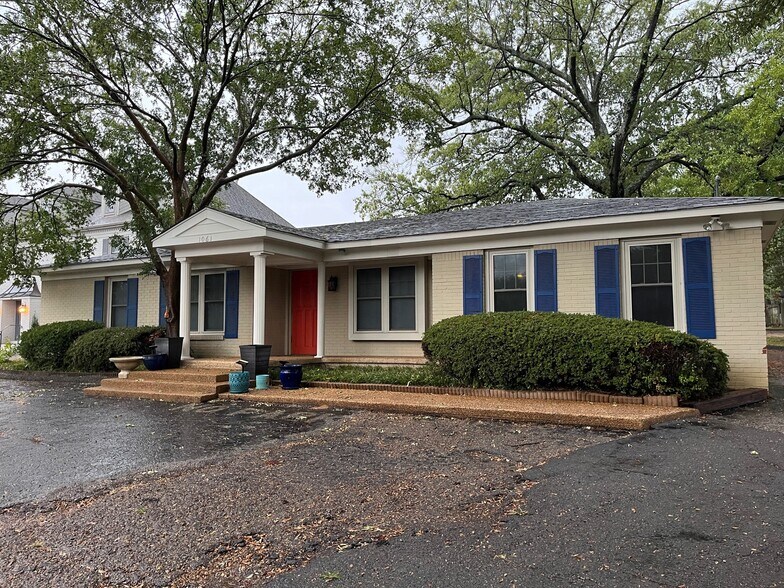 More Photos Of 1061 W Rex Rd, Memphis Office For Sale
