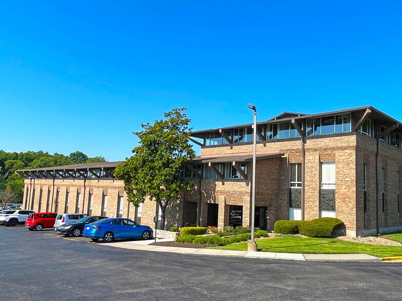 More Photos Of 8900 State Line Rd, Leawood Medical For Sale