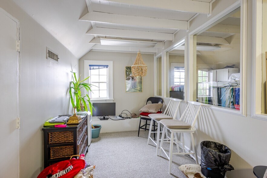 More Photos Of 2036 E 7th St, Charlotte Loft Creative Space For Sale