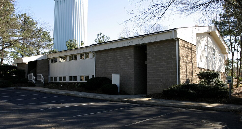 More Photos Of 103 Baines Ct, Cary Medical For Lease