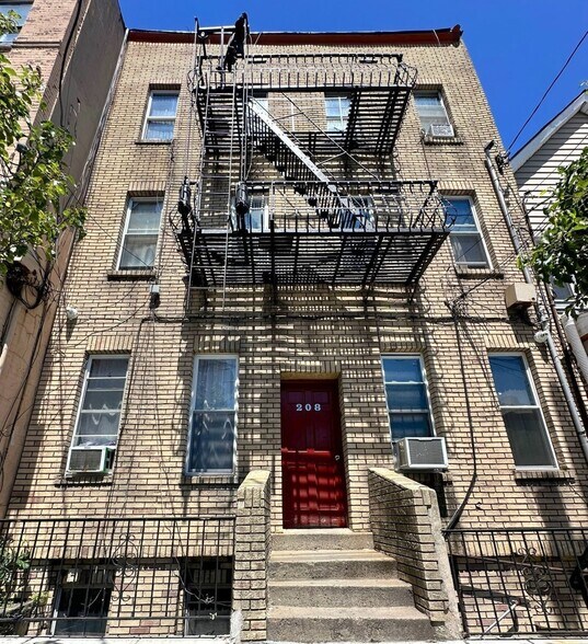 Primary Photo Of 208 38th St, Union City Apartments For Sale