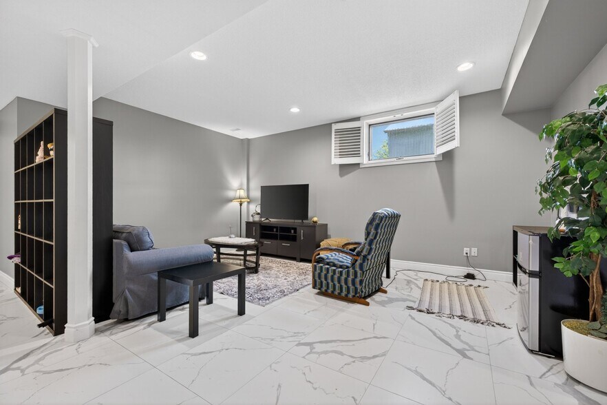 More Photos Of 2744 Lower Base, Milton Land For Sale