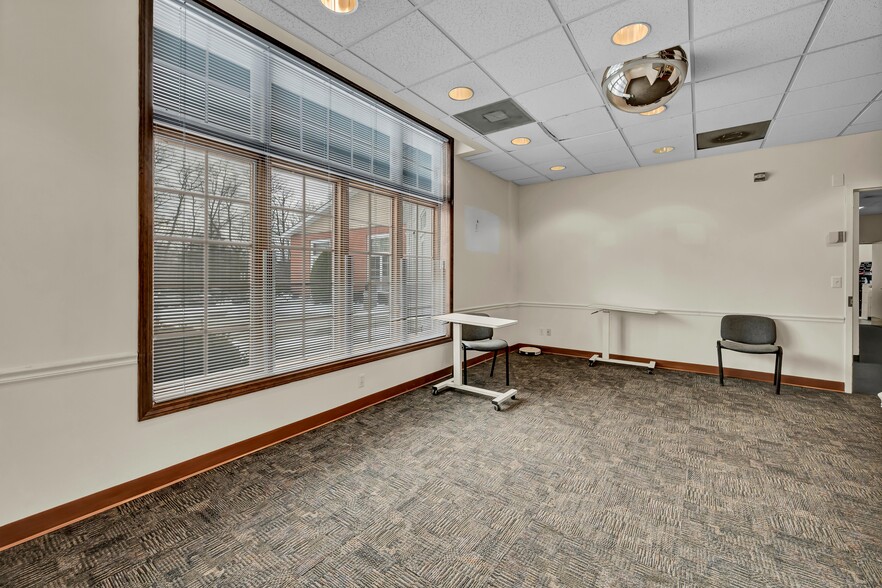 More Photos Of 48 Route 6, Yorktown Heights Medical For Sale