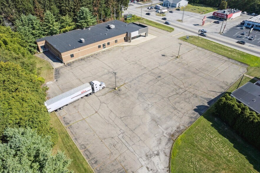 More Photos Of 2715 Wilmington Rd, New Castle Storefront For Sale