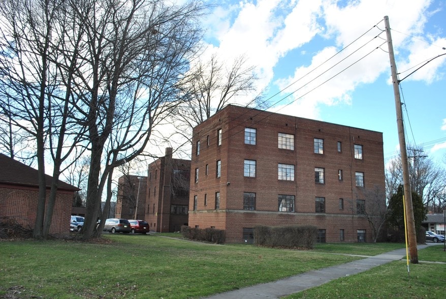More Photos Of 2360 Noble Rd, Cleveland Heights Apartments For Sale