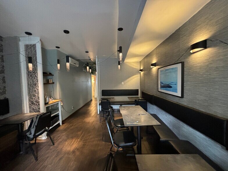 More Photos Of 226 7th Ave, Brooklyn Storefront Retail Residential For Lease