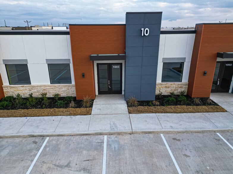 More Photos Of 5151 Meadow Ranch Pky, Richmond Office For Lease