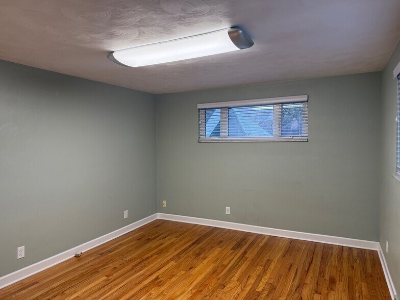 More Photos Of 3122 Carson Ave, Murrysville Office For Lease