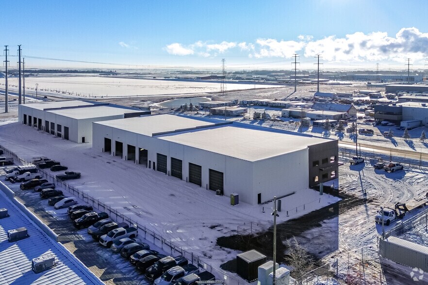 More Photos Of 6 Wrangler Pl, Rocky View C Service For Lease