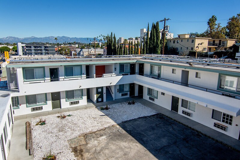 More Photos Of 2025 W 3rd St, Los Angeles Hotel For Lease