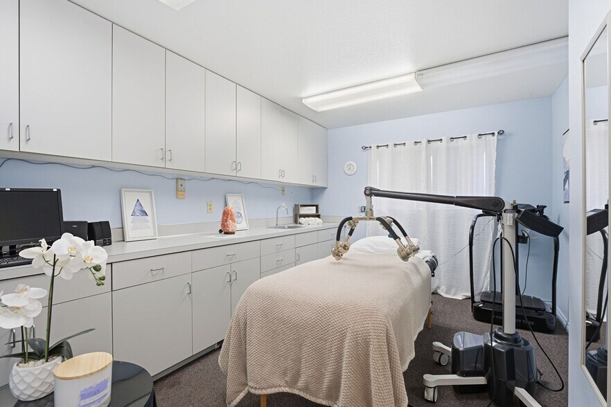 More Photos Of 3802 Tieton Dr, Yakima Office Residential For Sale