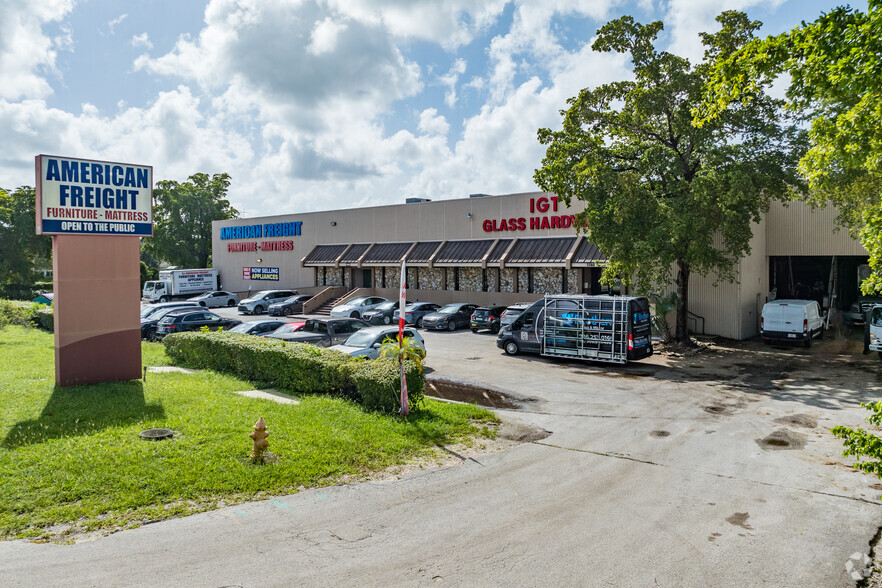 Primary Photo Of 5240-5260 NW 167th St, Hialeah Warehouse For Lease