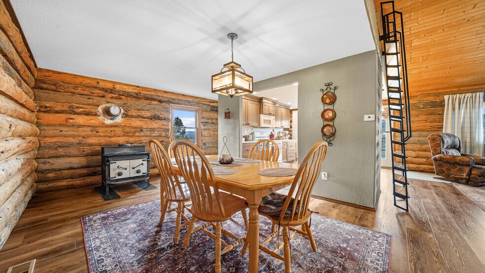 More Photos Of 41 County Road 9, Meeker Specialty For Sale