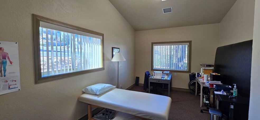 More Photos Of 1670 Willow Creek Rd, Prescott Office For Lease