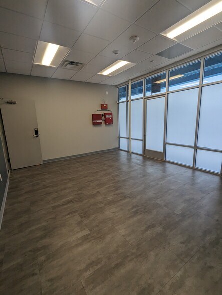 More Photos Of 2780 W Picacho Ave, Las Cruces General Retail For Lease