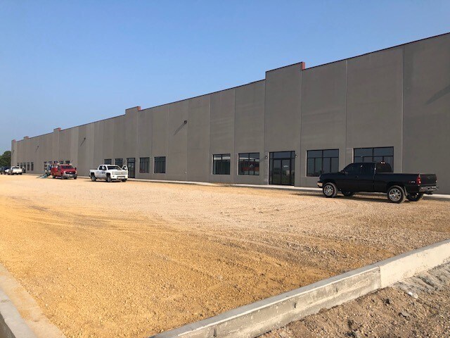 More Photos Of 5821 Eagle Point Rd, Menomonie Warehouse For Lease