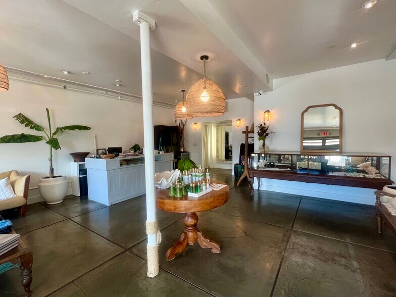 More Photos Of 93 Hana Hwy, Paia Hotel For Lease