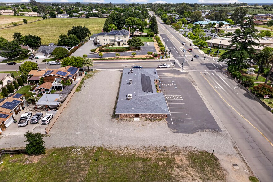 More Photos Of 320 Solano St, Corning Healthcare For Sale