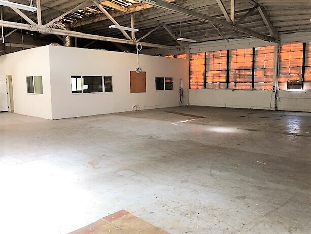 More Photos Of 21994 Mission Blvd, Hayward Auto Dealership For Sale
