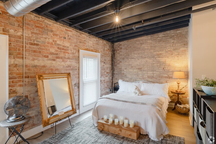 More Photos Of 6 N Washington St, Oxford Multifamily For Sale