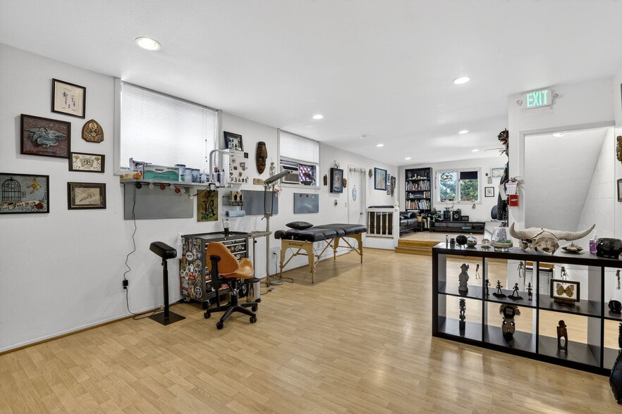 More Photos Of 4144 SE 60th Ave, Portland Storefront Retail Office For Sale