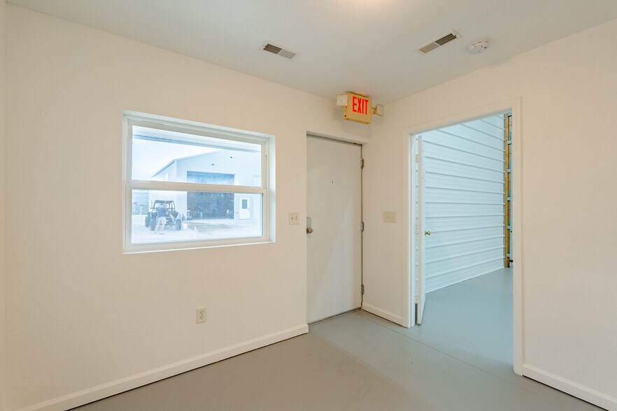 More Photos Of 202 Hemi Ln, Gravois Mills Specialty For Sale