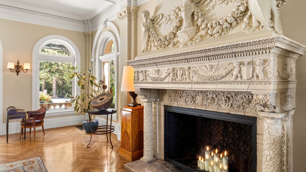 More Photos Of 11 Hawthorne Rd, Lenox Hotel For Sale