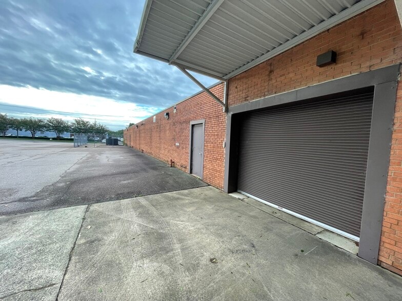 More Photos Of 192 Manor Ave SW, Concord Manufacturing For Lease