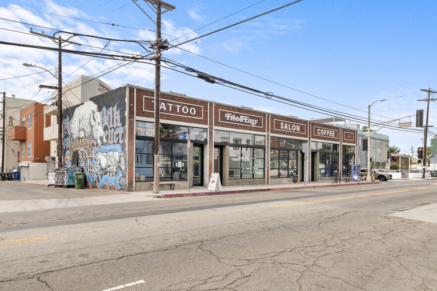 More Photos Of 901-907 Pacific Ave, Venice Storefront For Lease