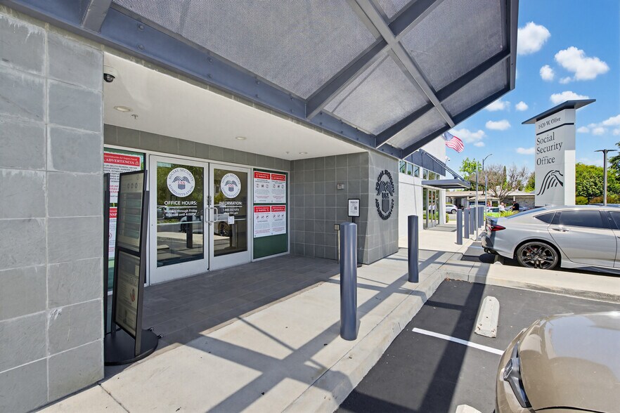More Photos Of 1420 W Olive Ave, Burbank Office For Sale