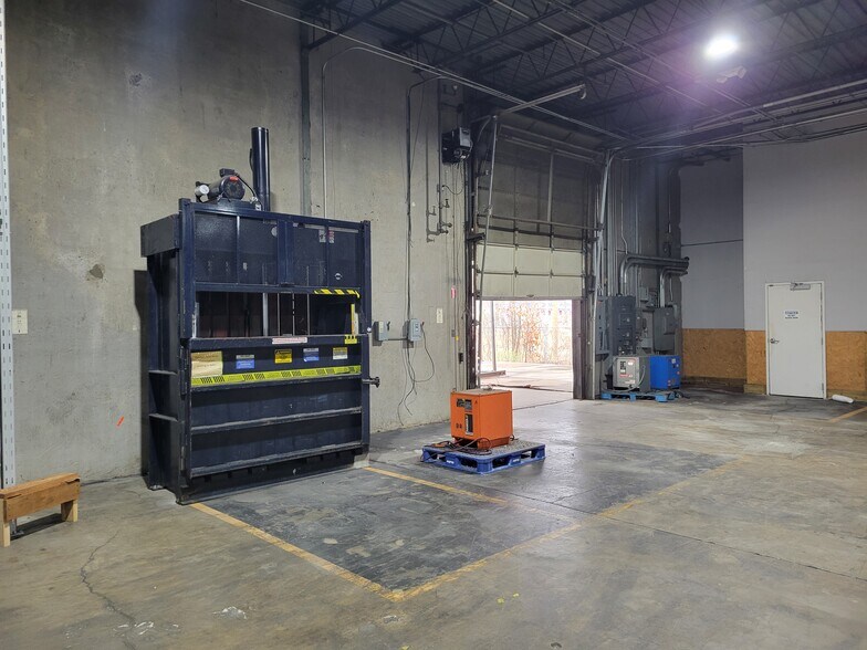 More Photos Of 3801 W 65th St, Little Rock Refrigeration Cold Storage For Sale