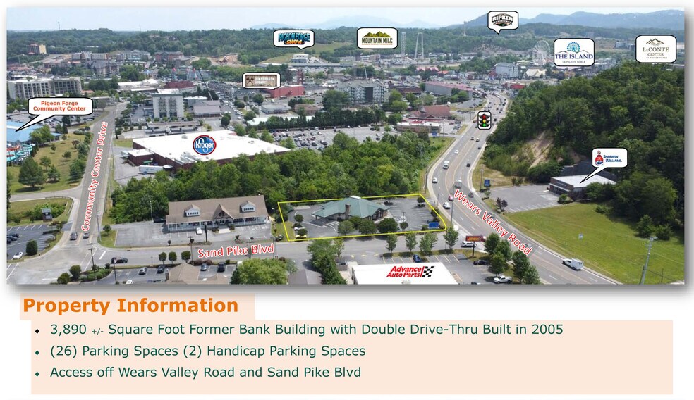 More Photos Of 242 Wears Valley Rd, Pigeon Forge Bank For Lease